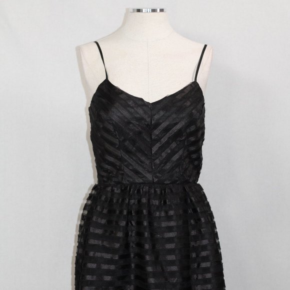 Necessary Objects ADV Gluvk - Frankel Black Dress - Picture 7 of 12